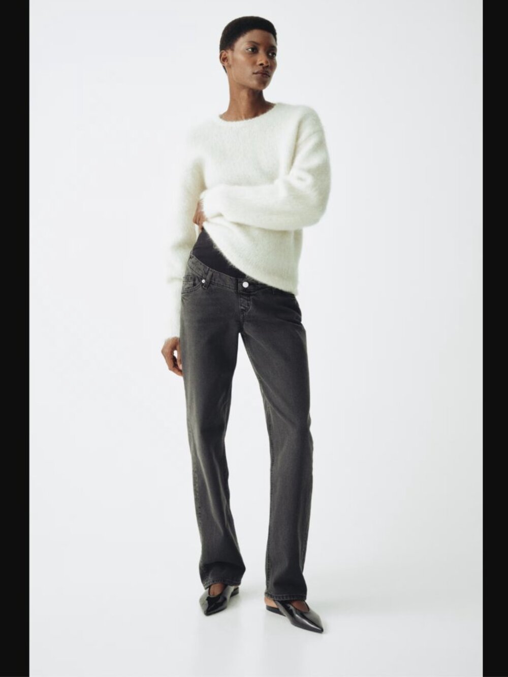 H&M / MAMA Straight Jeans - Washed Black / Size Medium